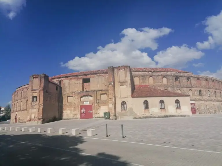 Stara bikoborska arena