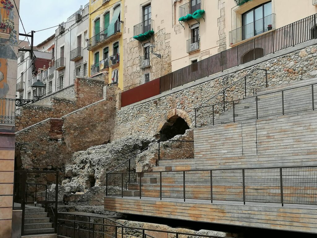 Tako vključujejo v zgradbe rimske ostanke